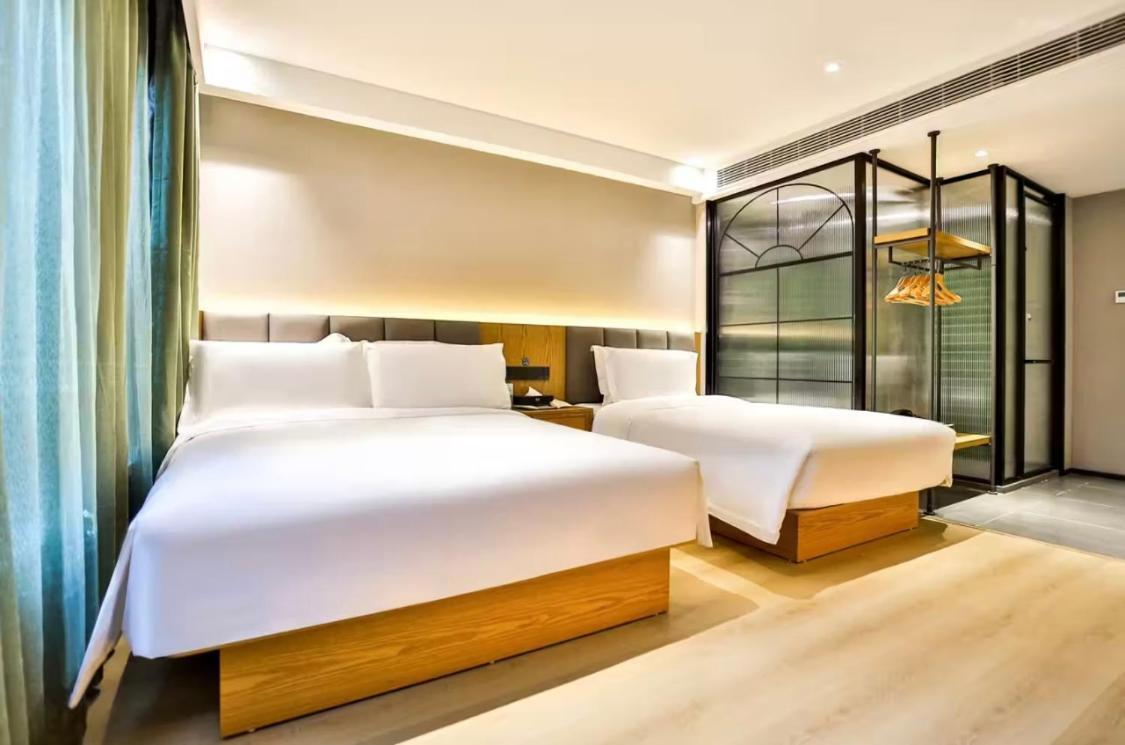 True Go Hotel - Shanghai Jing'An Temple Nanjing West Road Kültér fotó