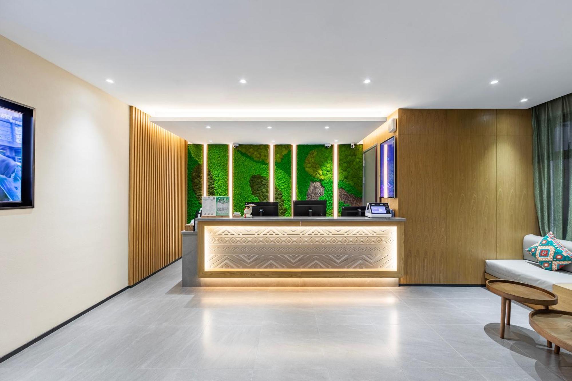 True Go Hotel - Shanghai Jing'An Temple Nanjing West Road Kültér fotó